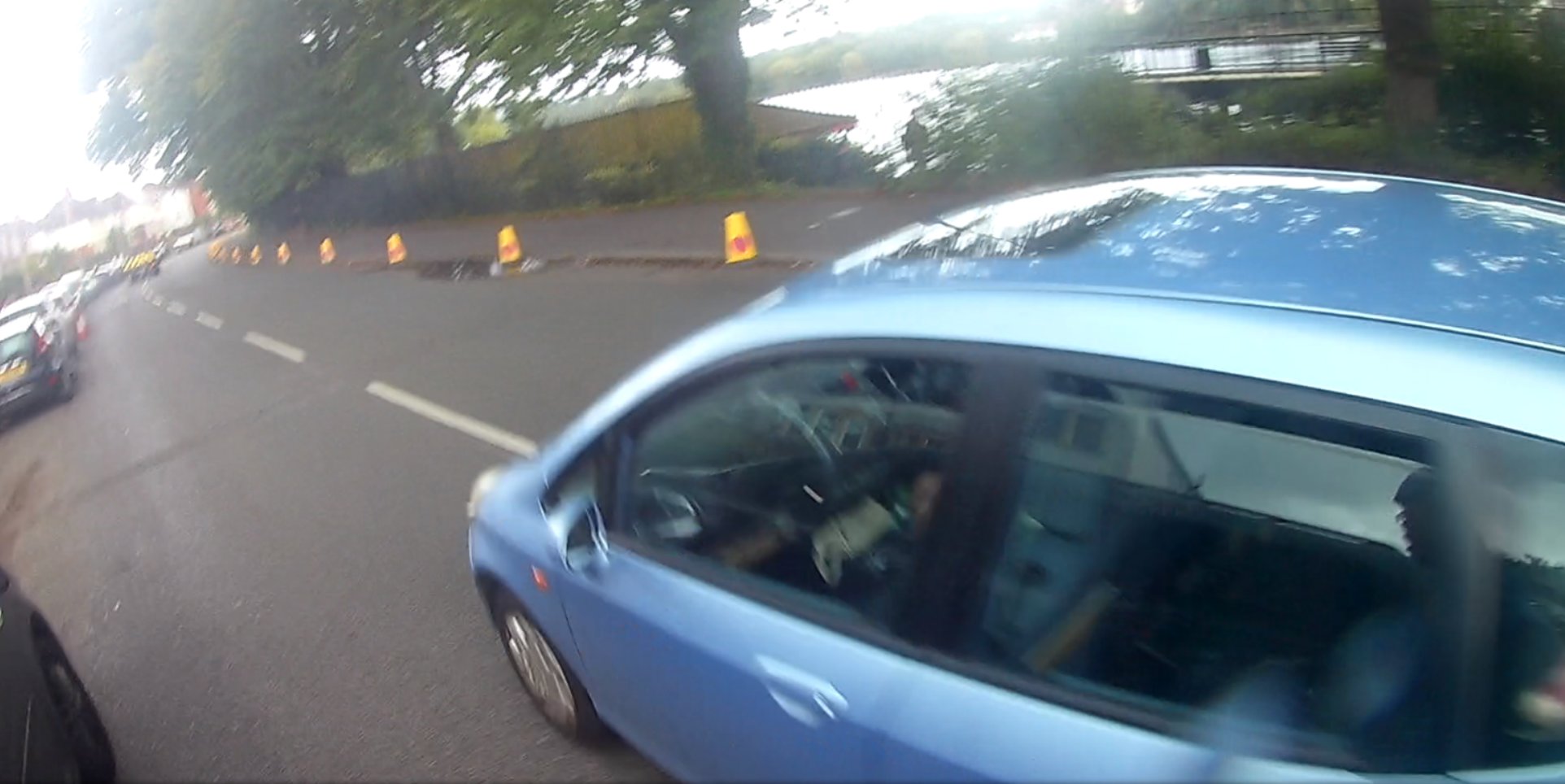 Photo of close pass on cyclist, taken Lake Road West, Cardiff, September 2020
